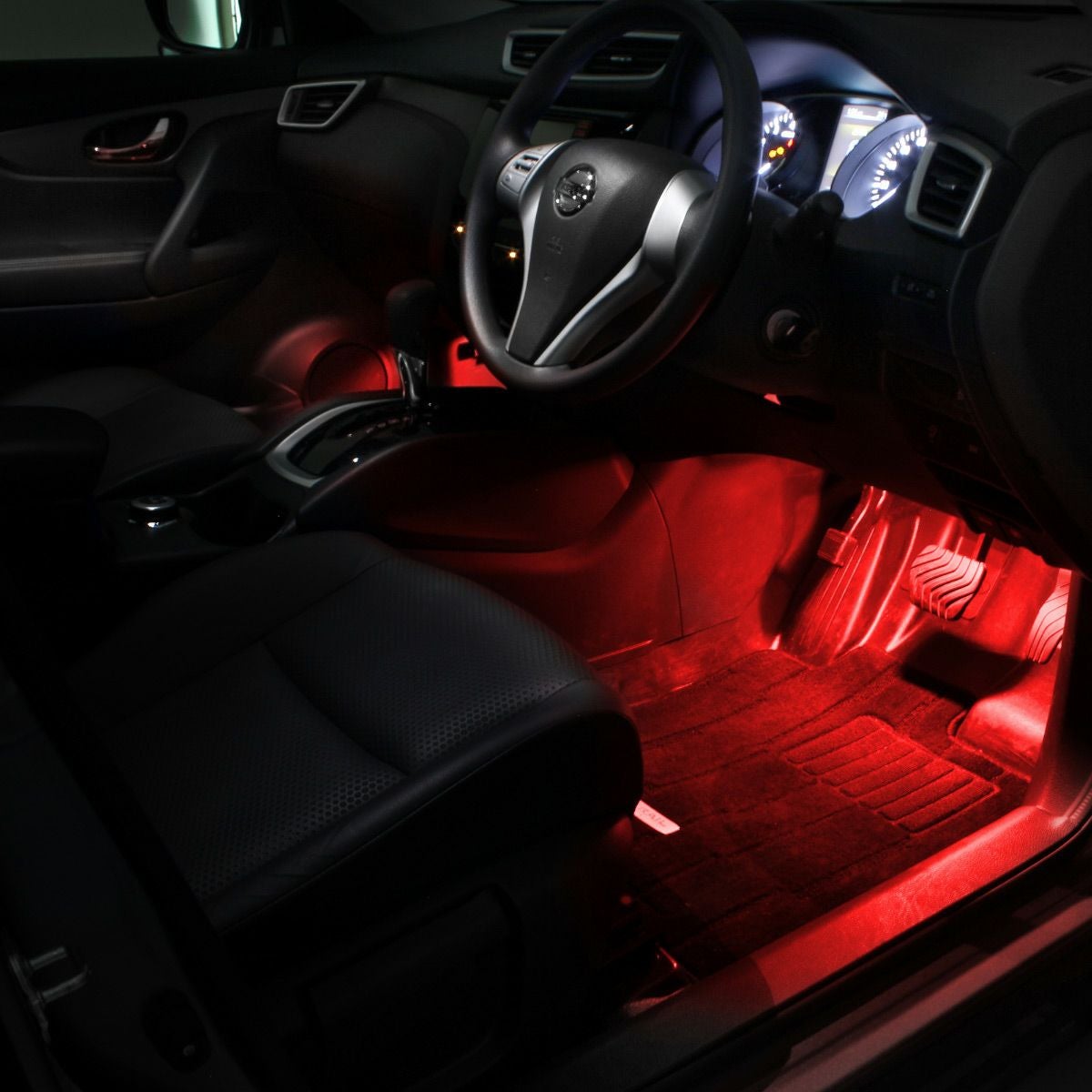 エクストレイル(T32/NT32)専用LEDフットライトキット 前後席セット