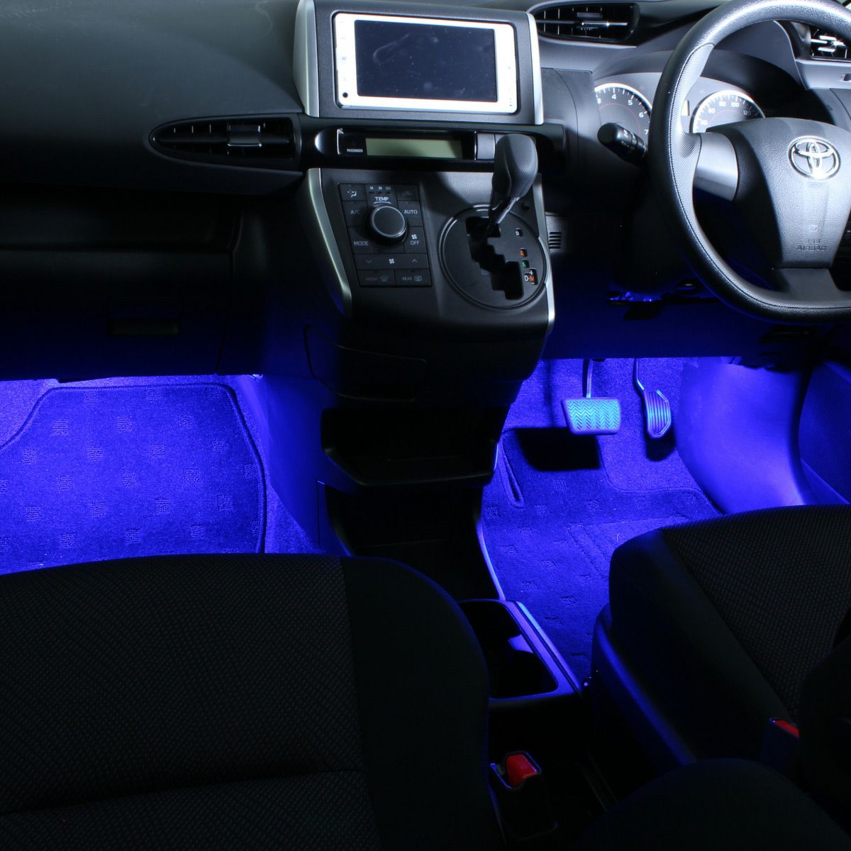 ウィッシュ(ZGE20系)専用LEDフットライトキット 前後席セット