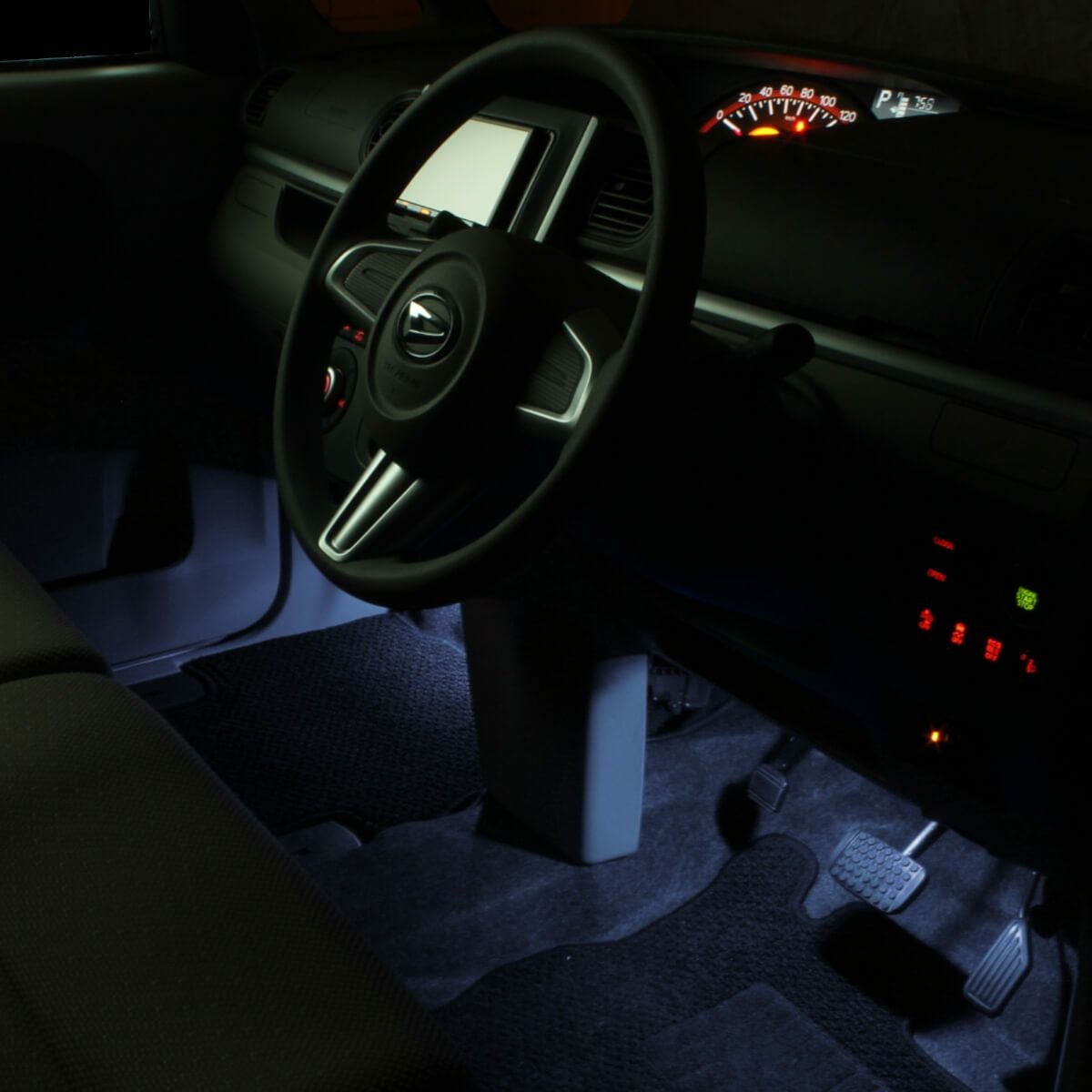 タント/タントカスタム(LA600S/LA610S)マイナーチェンジ後専用LED