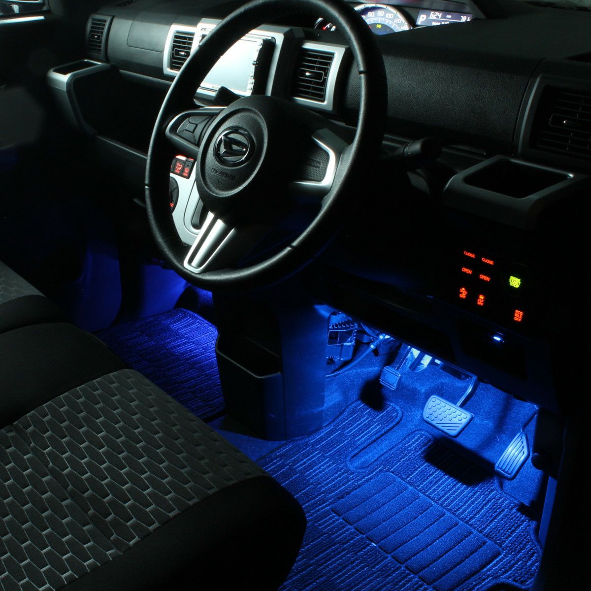 ウェイク（LA700S/LA710S）マイナーチェンジ前専用LEDフットライト