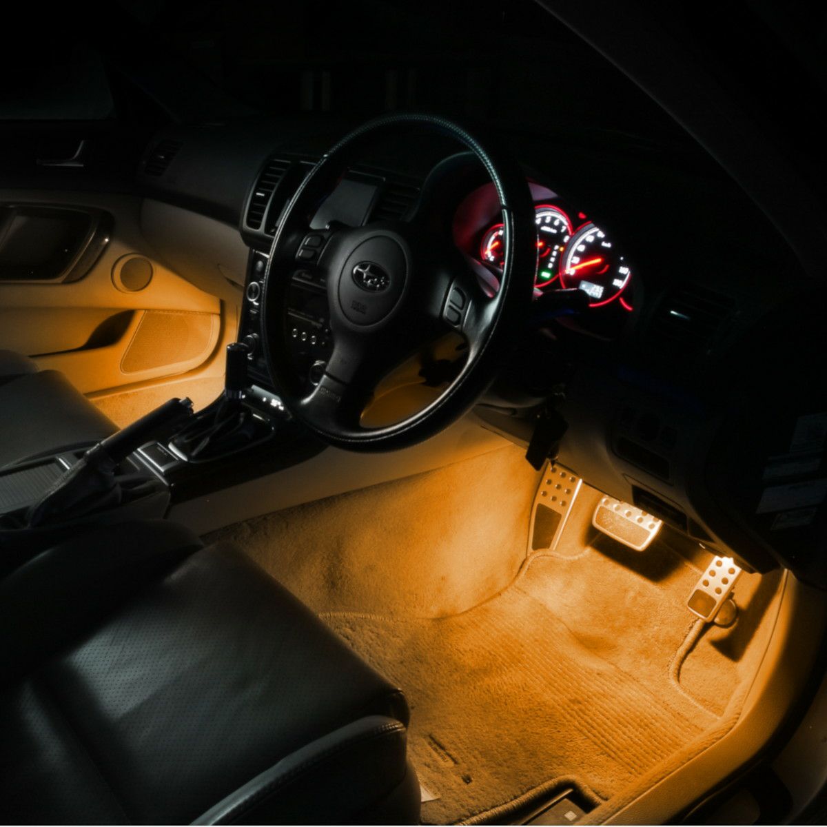 レガシィB4(BL)/レガシィツーリングワゴン(BP)専用LEDフットライト